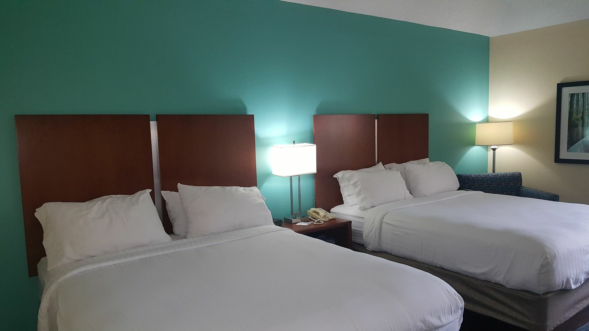 Holiday Inn Express & Suites Wilmington-University Center By Ihg Luaran gambar